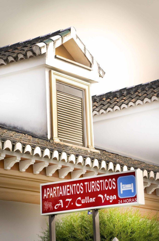 Apartamentos Turisticos Cullar Vega 외부 사진